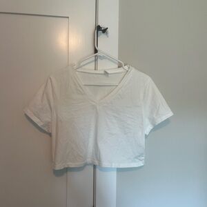 SHEIN Classic White V-Neck Crop Top